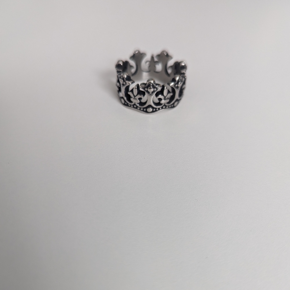 Crown ring